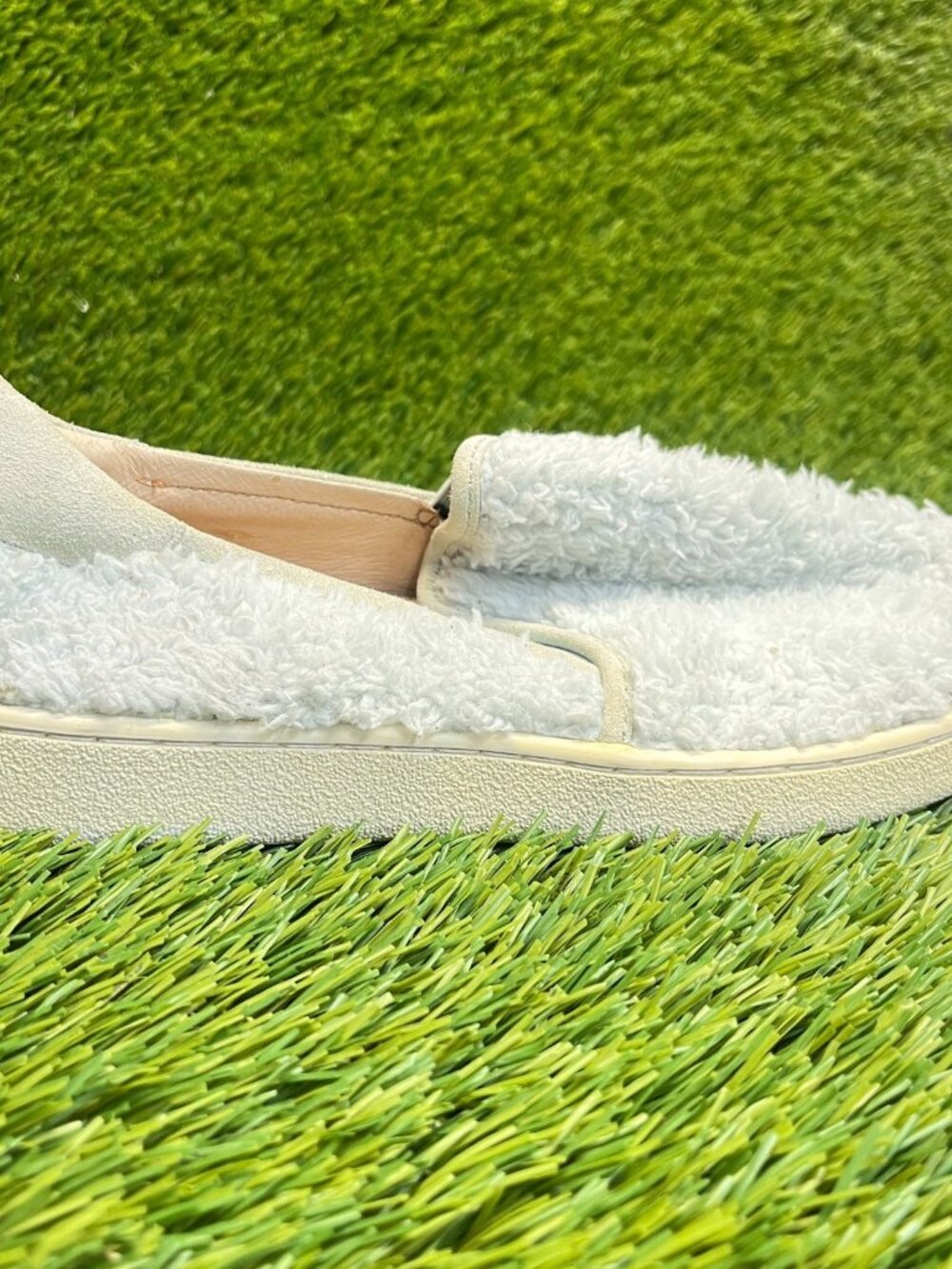 UGG Ricci Womens Size 7 White Casual Classic Outdoor Slip On Loafers Shoes